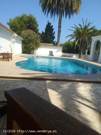  Venta chalet en Alfaz del Pi - ALICANTE 