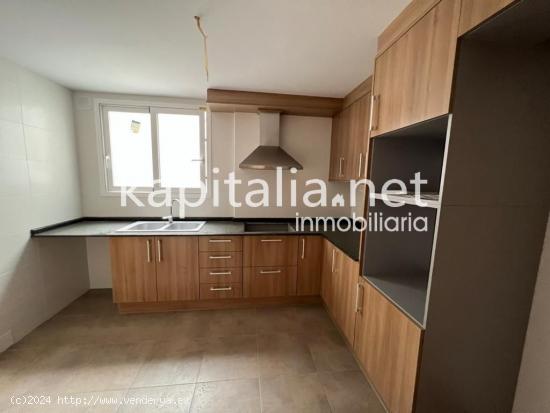  FANTÁSTICO PISO A LA VENTA EN ALCUDIA DE CRESPINS - VALENCIA 