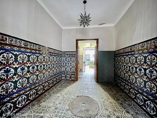 Casa singular con piscina, chimenea y bodega, junto al palacio de Viana. Córdoba - CORDOBA