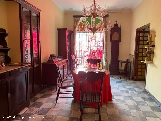 CASA PALACIO  BURGUESA EN PLENO CENTRO HISTÓRICO EL PUERTO DE SANTA MARÍA - CADIZ