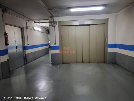 Se vende plaza de garaje con ascensor - ALBACETE