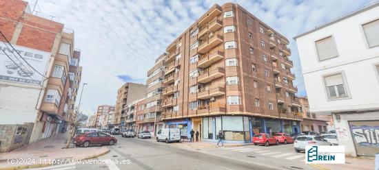 PISO CON 4 DORMITORIOS, 2 BAÑOS Y TERRAZA EN PLENO CENTRO DE LA VALL D'UIXÓ - CASTELLON