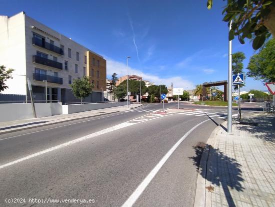 LOCAL COMERCIAL - TARRAGONA