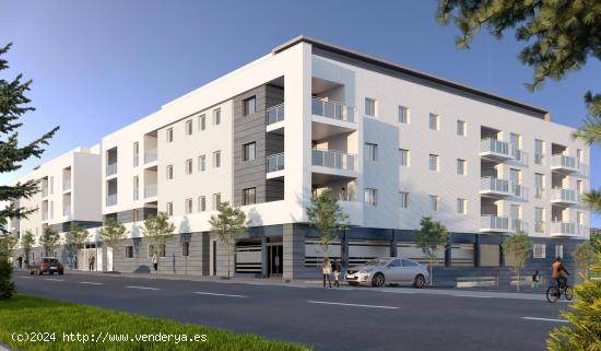 RESIDENCIAL BABILONIA: APARTAMENTO DE 2 DORMITORIOS CON PISCINA COMUNITARIA - BADAJOZ