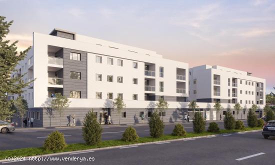 ¡¡¡RESIDENCIAL BABILONIA!!! PISO DE 4 DORMITORIOS CON TERRAZA Y PISCINA COMUNITARIA - BADAJOZ