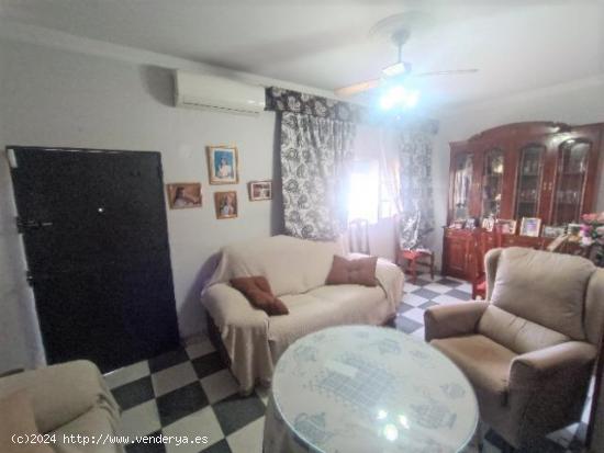 VENTA DE CASA CON LOCAL EN ZONA SUR - CADIZ