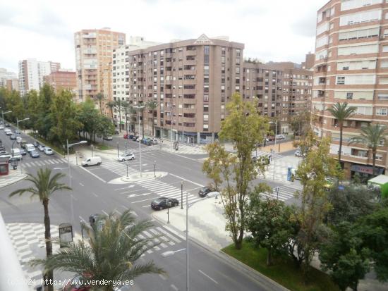 Piso amueblado en Alameda de San Antón - MURCIA