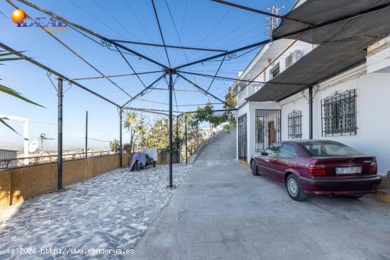 Casa con Vistas de Granada y una cueva - GRANADA