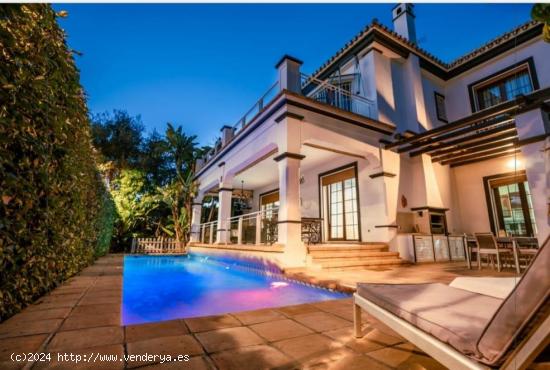 Villa de lujo de 4 dormitorios 6 baños en eL centro de Marbella - MALAGA