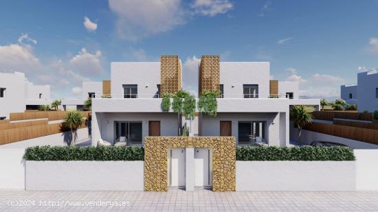 VILLAS DE OBRA NUEVA EN PILAR DE LA HORADADA - ALICANTE