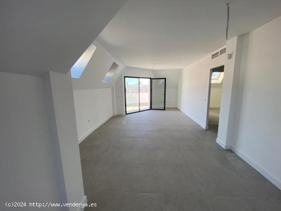 ático con terraza 53.82m2 SUR y solárium 30m2, con trastero y garaje - MALAGA