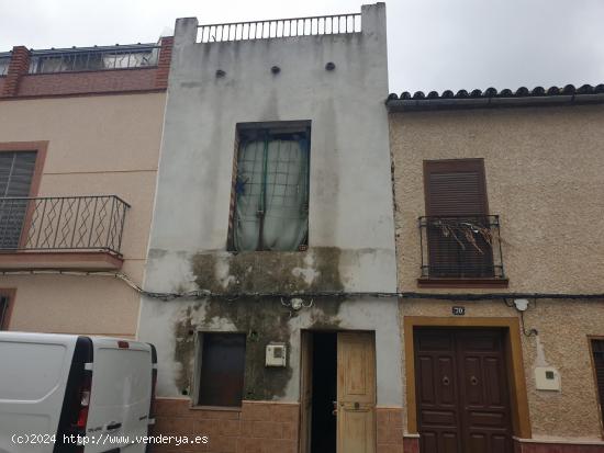 Se vende adosado en Pruna, Sevilla - SEVILLA