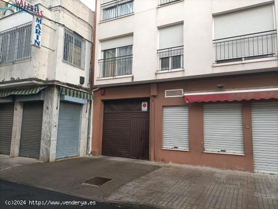 PLAZA DE GARAJE Y TRASTERO PROXIMA  A LA PARROQUIA DE SAN FERNANDO !!. - CORDOBA