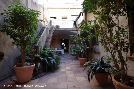 Casa en Mataró Centro con Espacio y muchas posibilidades - BARCELONA