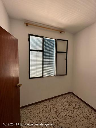 VENTA PISO CÉNTRICO PARA REFORMAR - CADIZ