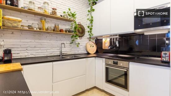 Apartamento de 2 habitaciones en València - VALENCIA