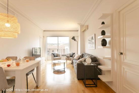 Piso entero de 4 habitaciones en barcelona. - BARCELONA