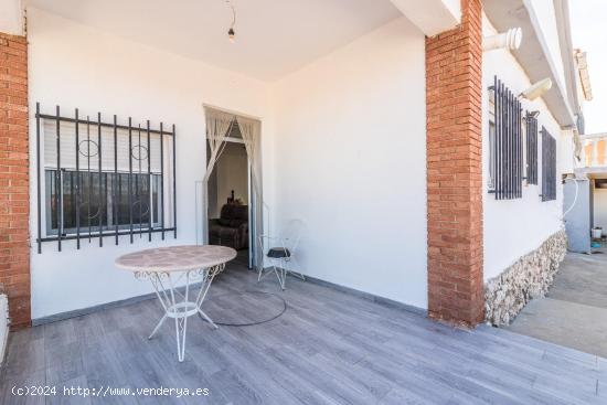 Chalet urbano en Lloma molina, Catadaiu - VALENCIA