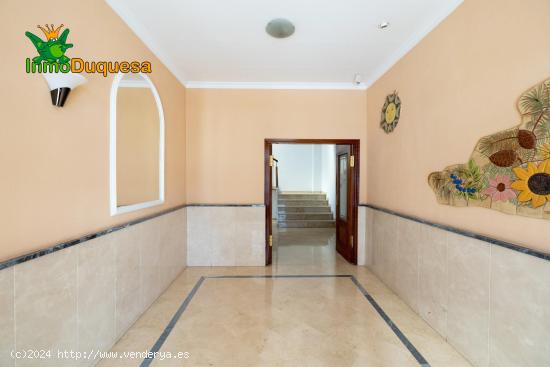 !!Espectacular vivienda con garaje doble en Villarejo con 2 terrazas!! - GRANADA