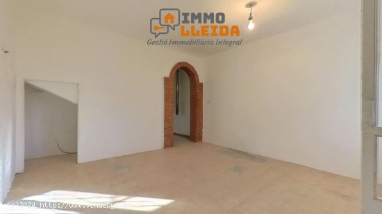 Unifamiliar adosada en venta  en Balaguer - Lleida