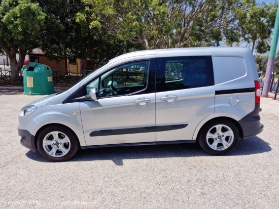 Ford Transit Courier 1.5 TDCi 75CV Trend - Málaga