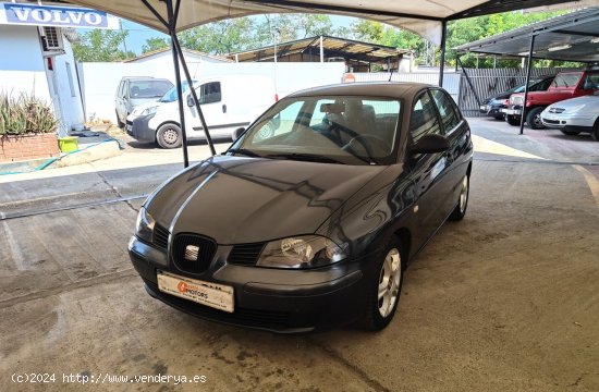 Seat Ibiza 1.4  16v 75CV  COOL - Cornella de Terri