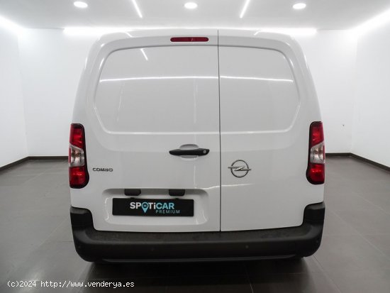 Opel Combo Cargo L 650kg Diesel 1.5 100HP S&S MT E6.4 - Valencia