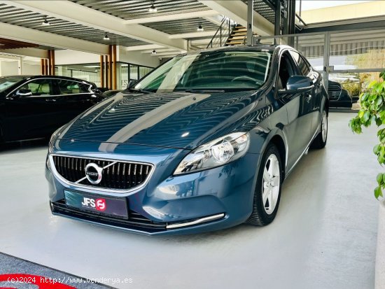 Volvo V40  2.0D 120 CV - Benalup