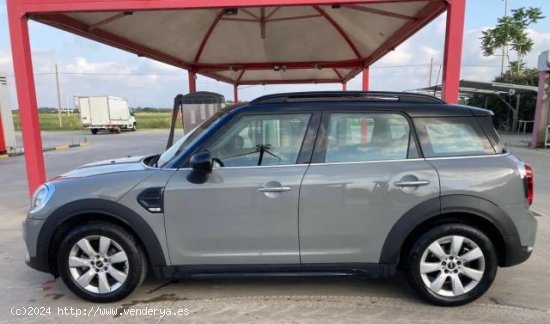 MINI Countryman en venta en AlcarrÃ s (Lleida) - AlcarrÃ s