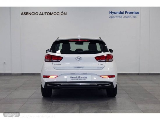 Hyundai i30 1.0 TGDI 48V Klass 120CV de 2022 con 12.877 Km por 22.100 EUR. en Cadiz