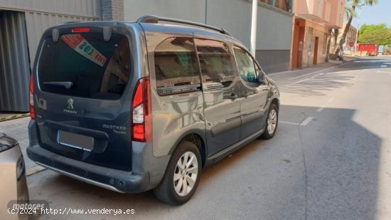 Peugeot Partner TEPEE Outdoor 1.6 BlueHDi 100 5p de 2016 con 160.000 Km por 12.000 EUR. en Alicante