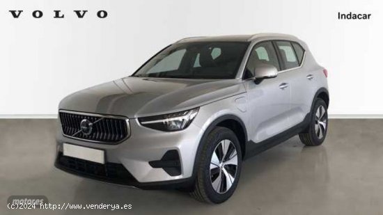  Volvo XC40 XC40 Recharge Core, T4 plug-in hybrid, Electrico/Gasolina, Bright de 2023 con 8 Km por 46 