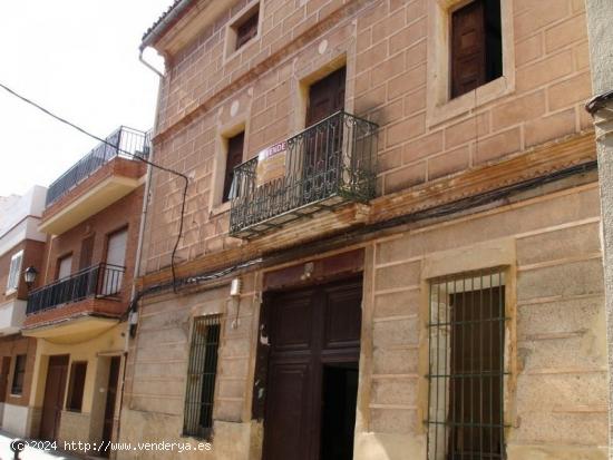 Casa Señorial con muchas posibilidades   GRAN OPORTUNIDAD - VALENCIA