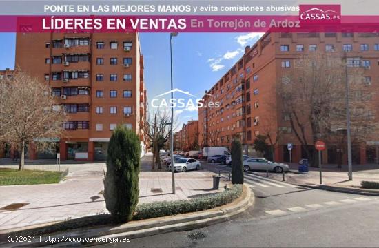  ZONA JUNCAL - 3 habitaciones, 2 baños y garaje. Trastero OPCIONAL. - MADRID 