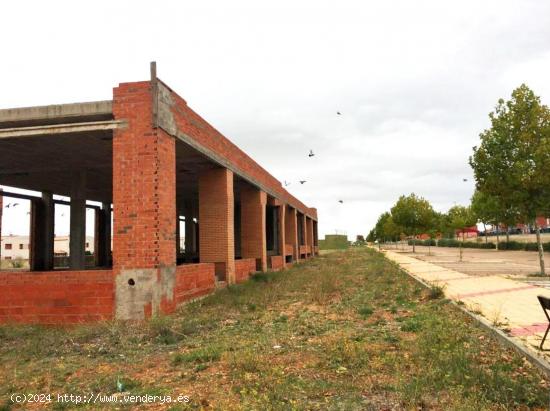 Urbis te ofrece unas estructuras en venta en Doñinos de Salamanca, Salamanca. - SALAMANCA