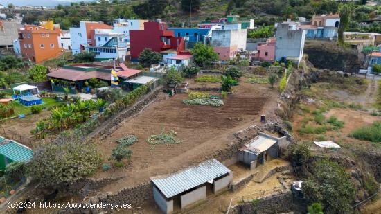 CASA INDEPENDIENTE CON TERRENO - SANTA CRUZ DE TENERIFE