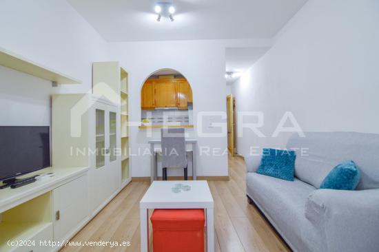 Se vende apartamento tipo estudio son piscina, orientación Sur, Playa del Cura. Torrevieja. - ALICA