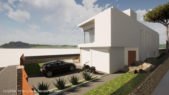 MODERNO CHALET DE OBRA NUEVA EN SON VERÍ - BALEARES