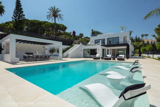 Villa de lujo de 5 dormitorios y 5 baños en Nueva Andalucía, Marbella - MALAGA