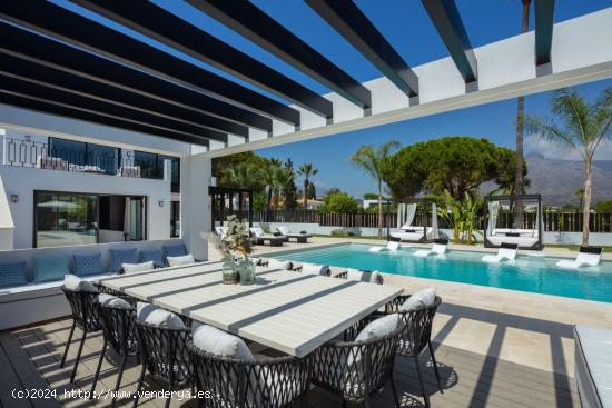 Villa de lujo de 5 dormitorios y 5 baños en Nueva Andalucía, Marbella - MALAGA