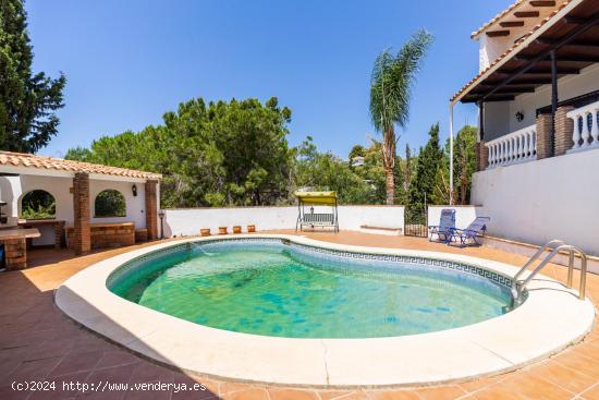 Estupenda Villa en una localizacion privilegiada de Campo Mijas - MALAGA