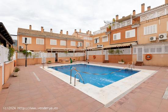 Mágnifica casa adosada en venta o alquiler - GRANADA