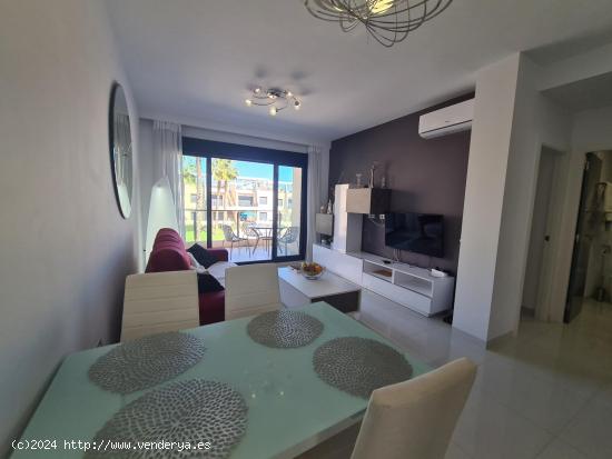 Apartamento de lujo con piscina comunitaria y ascensor en torre de la horadada - ALICANTE