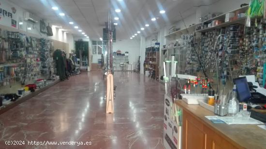 LOCAL COMERCIAL 100 m²  EN  TORREMOLINOS CENTRO - MALAGA