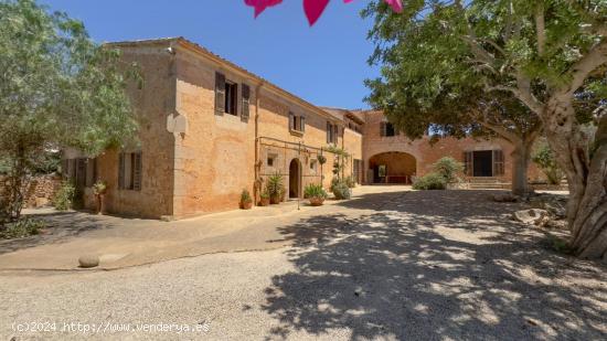 Encantadora Finca Histórica. Estilo Mallorquín Rústico - BALEARES