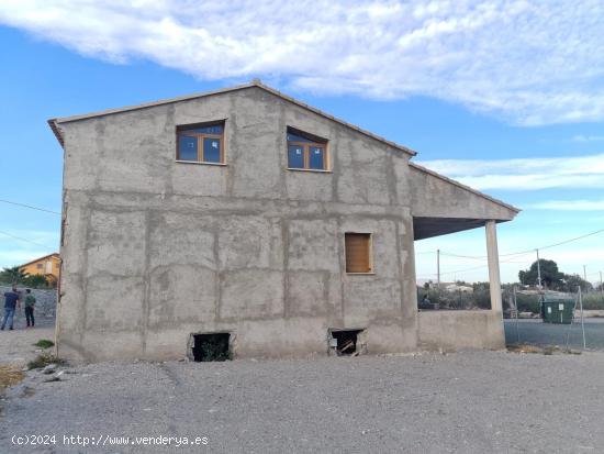 MAGNÍFICO CHALET EN CONSTRUCCIÓN EN PUERTO LUMBRERAS - MURCIA