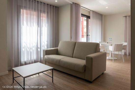  Apartamento entero de 1 dormitorio en València - VALENCIA 