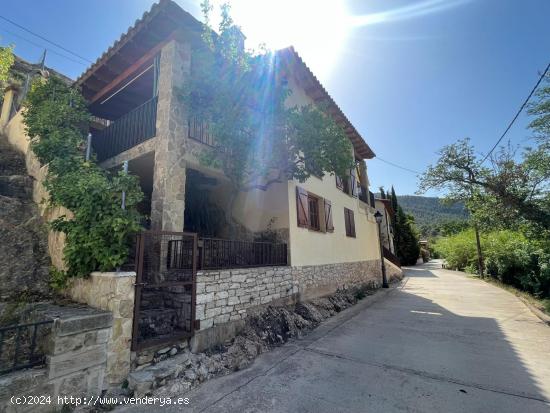  Casa frente a la Assut de Beceite - TERUEL 