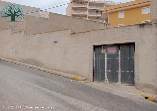  SOLAR EN LA ZONA DEL FARO - MURCIA 