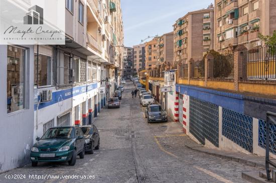 LOCAL DIAFANO GARAJE  500METROS EN CALLE ABU SAID - GRANADA